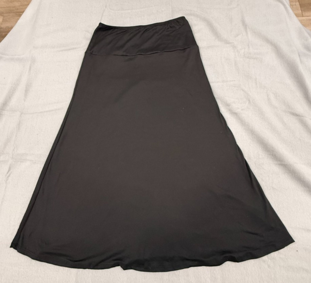 24seven Comfort Apparel Women’s Black A-Line Maxi Skirt Petite Medium PM NWT
